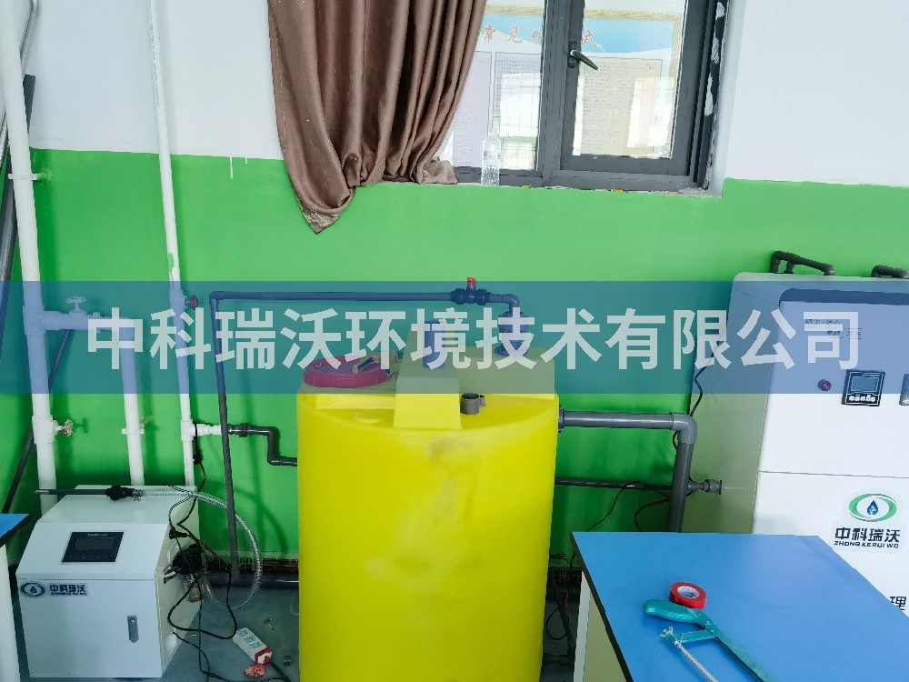 西藏定日县第一初级中学好色先生APP苹果手机污水处理设备